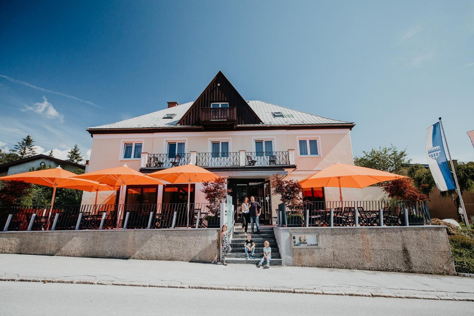 Der Loeffler Am Semmering Bed&Breakfast Exterior foto